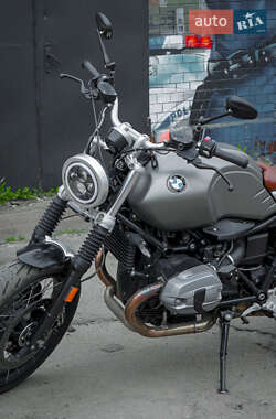 Мотоцикл Без обтекателей (Naked bike) BMW R nineT 2017 в 