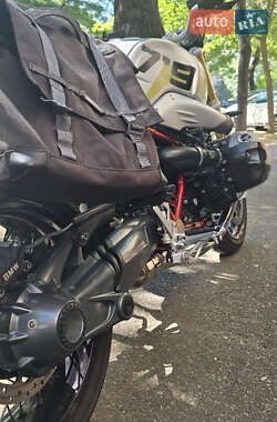 Мотоцикл Классик BMW R nineT 2015 в 