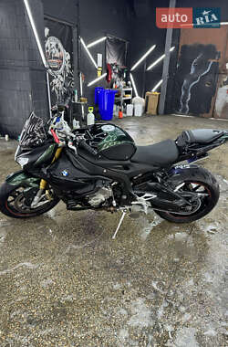 Спортбайк BMW S 1000R 2018 в 
