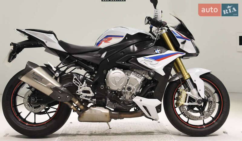 Мотоцикл Без обтекателей (Naked bike) BMW S 1000R 2018 в Нежине фото 4 Мотоцикл Без обтекателей (Naked bike) BMW S 1000R 2018 в Нежине