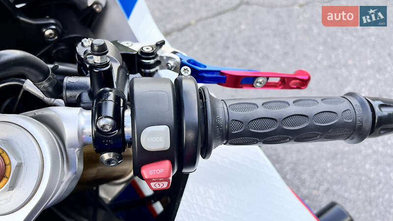 Спортбайк BMW S 1000RR 2010 в Кременчуге фото 11 Спортбайк BMW S 1000RR 2010 в Кременчуге