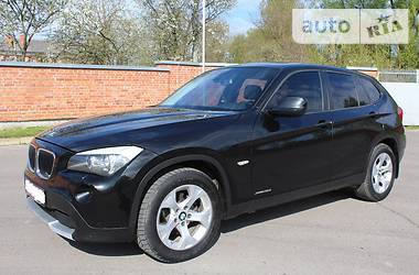 Внедорожник / Кроссовер BMW X1 2010 в Львове