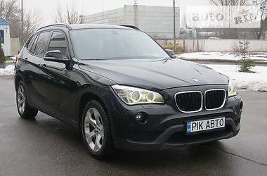 Внедорожник / Кроссовер BMW X1 2012 в Киеве