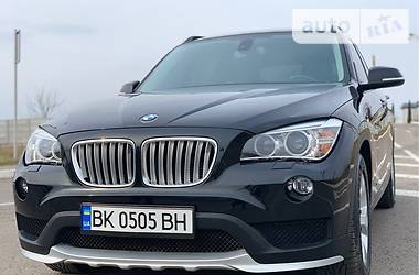 Внедорожник / Кроссовер BMW X1 2013 в Ровно