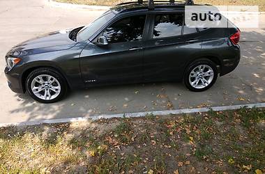 Позашляховик / Кросовер BMW X1 2013 в 