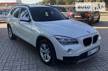 Внедорожник / Кроссовер BMW X1 2013 в Мариуполе