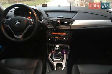 Внедорожник / Кроссовер BMW X1 2013 в 