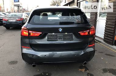 Внедорожник / Кроссовер BMW X1 2016 в 