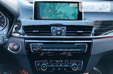 Внедорожник / Кроссовер BMW X1 2016 в 