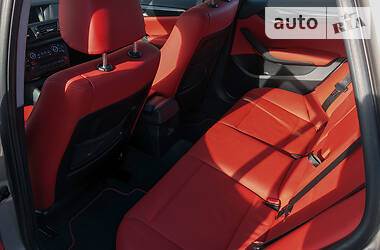Позашляховик / Кросовер BMW X1 2012 в 