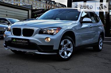 Позашляховик / Кросовер BMW X1 2015 в 