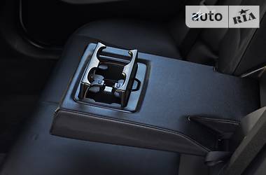 Позашляховик / Кросовер BMW X1 2015 в 
