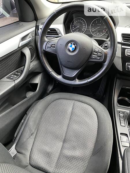 Позашляховик / Кросовер BMW X1 2016 в Києві