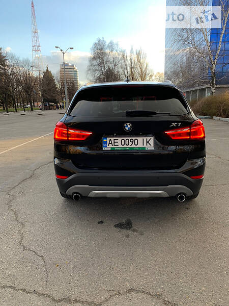 Внедорожник / Кроссовер BMW X1 2016 в Днепре