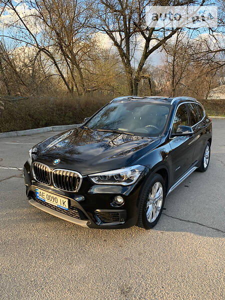 Внедорожник / Кроссовер BMW X1 2016 в Днепре