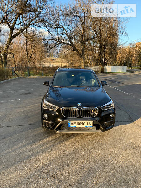 Внедорожник / Кроссовер BMW X1 2016 в Днепре
