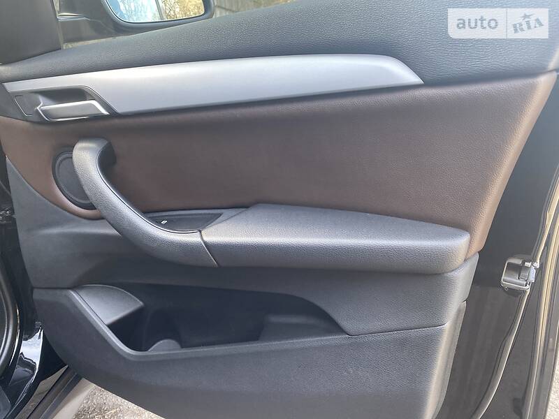 Позашляховик / Кросовер BMW X1 2018 в Києві фото 15 Позашляховик / Кросовер BMW X1 2018 в Києві