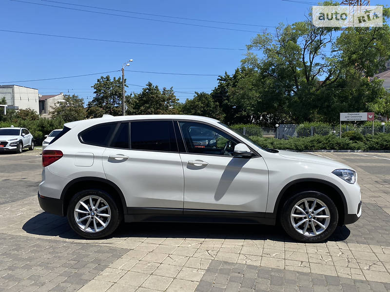 Позашляховик / Кросовер BMW X1 2017 в Одесі