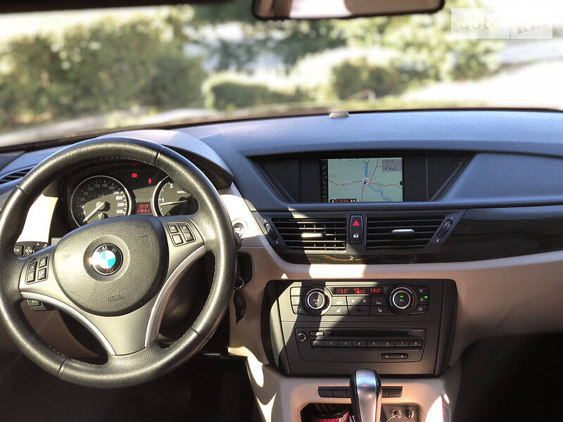 Позашляховик / Кросовер BMW X1 2010 в Києві фото 12 Позашляховик / Кросовер BMW X1 2010 в Києві