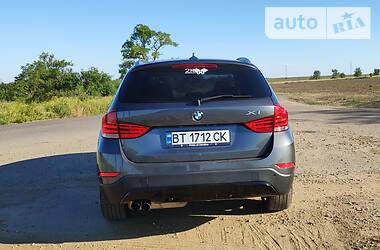 Внедорожник / Кроссовер BMW X1 2013 в Херсоне