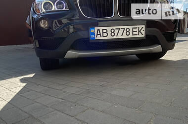 Позашляховик / Кросовер BMW X1 2012 в 