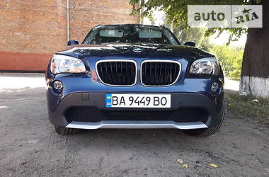 Внедорожник / Кроссовер BMW X1 2010 в Киеве