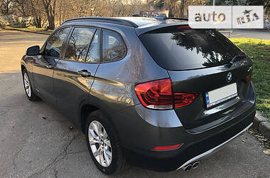 Внедорожник / Кроссовер BMW X1 2014 в Житомире