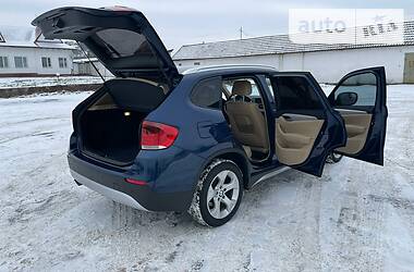 Внедорожник / Кроссовер BMW X1 2010 в Ивано-Франковске