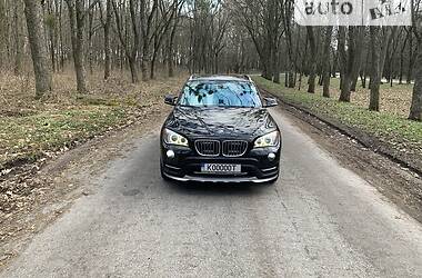 Внедорожник / Кроссовер BMW X1 2015 в Киеве