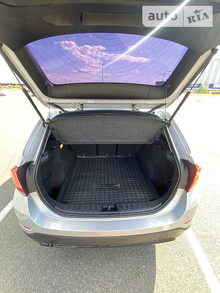 Внедорожник / Кроссовер BMW X1 2014 в Киеве