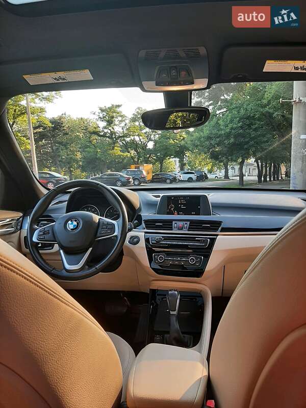 Внедорожник / Кроссовер BMW X1 2016 в Николаеве