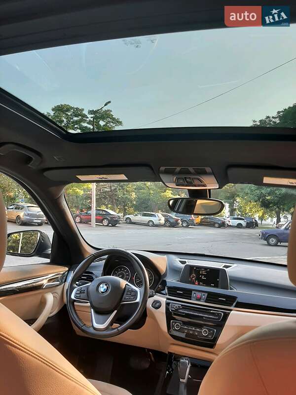 Внедорожник / Кроссовер BMW X1 2016 в Николаеве