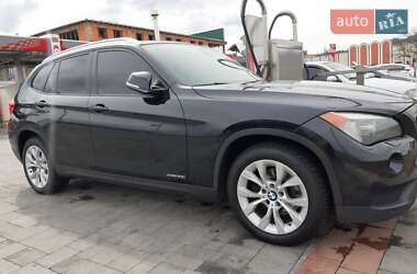 Внедорожник / Кроссовер BMW X1 2013 в 