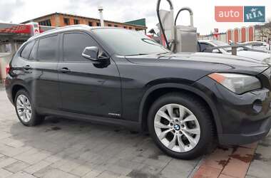 Внедорожник / Кроссовер BMW X1 2013 в Хусте