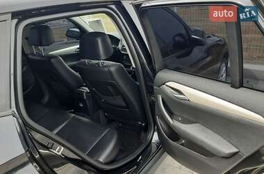 Внедорожник / Кроссовер BMW X1 2013 в 