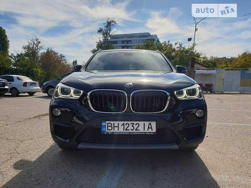 Внедорожник / Кроссовер BMW X1 2018 в Одессе