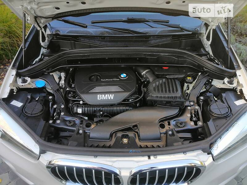 Внедорожник / Кроссовер BMW X1 2018 в Киеве