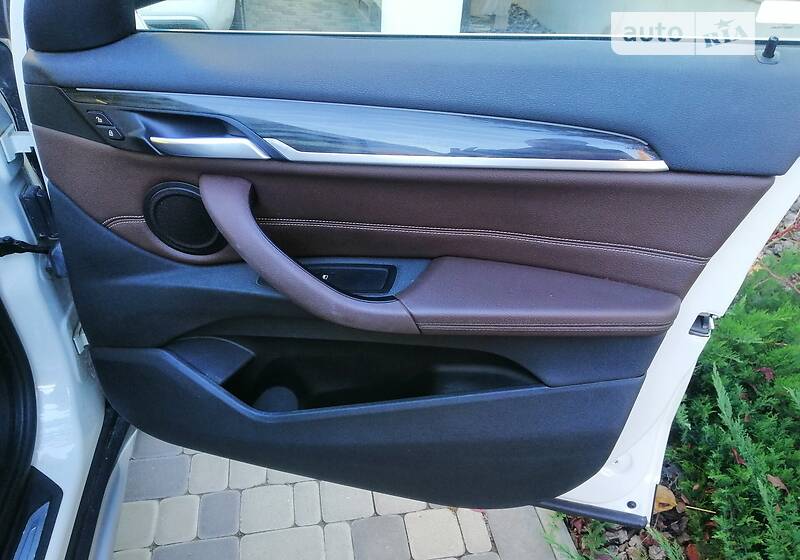 Внедорожник / Кроссовер BMW X1 2018 в Киеве