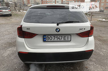 Внедорожник / Кроссовер BMW X1 2011 в Тернополе