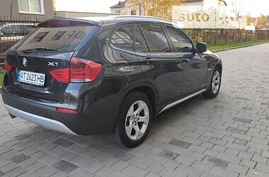 Позашляховик / Кросовер BMW X1 2011 в Івано-Франківську