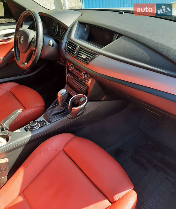 Внедорожник / Кроссовер BMW X1 2012 в Одессе