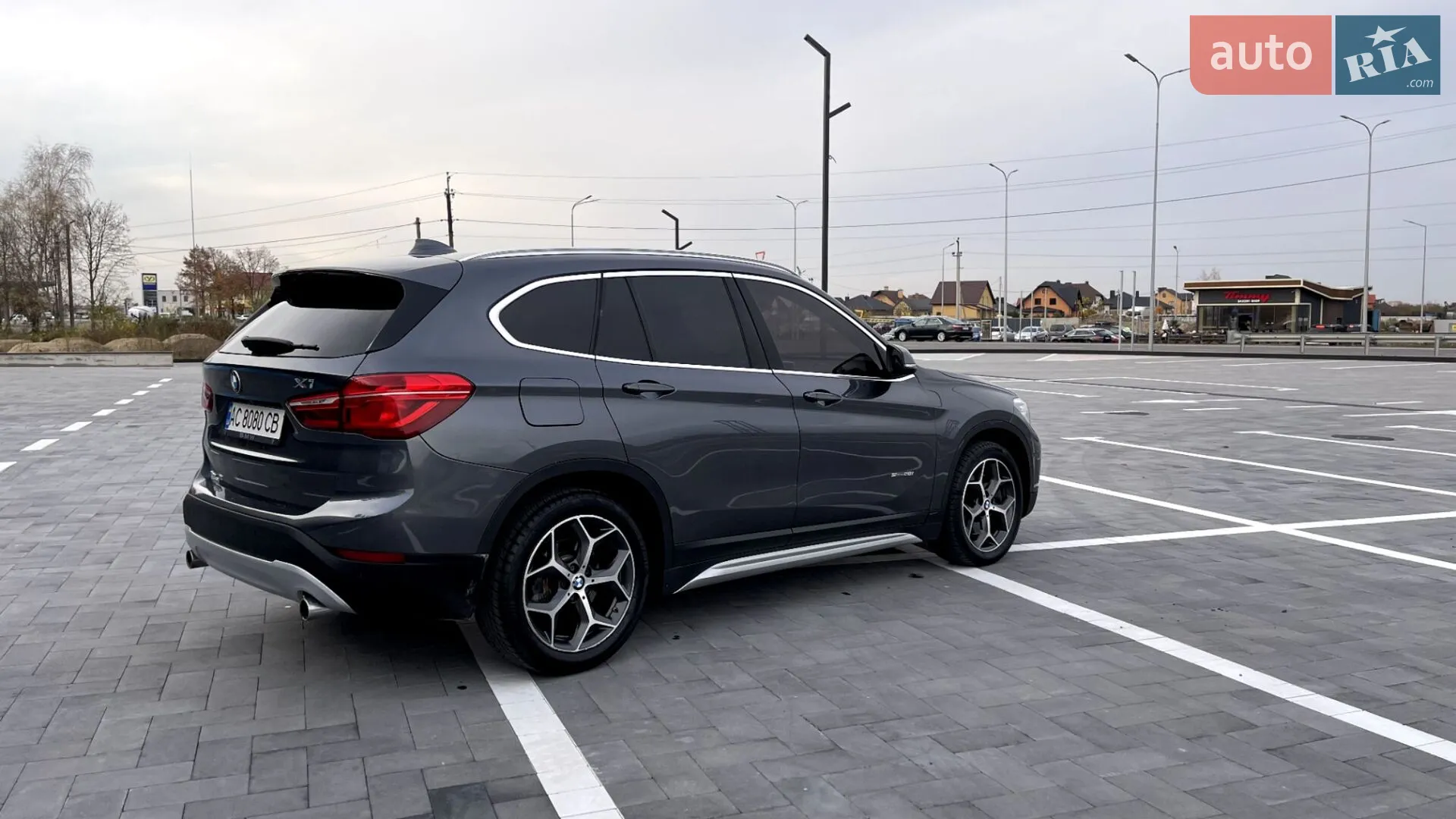 2016 BMW X1 - мініатюра 3