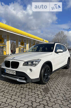 Внедорожник / Кроссовер BMW X1 2012 в Киеве