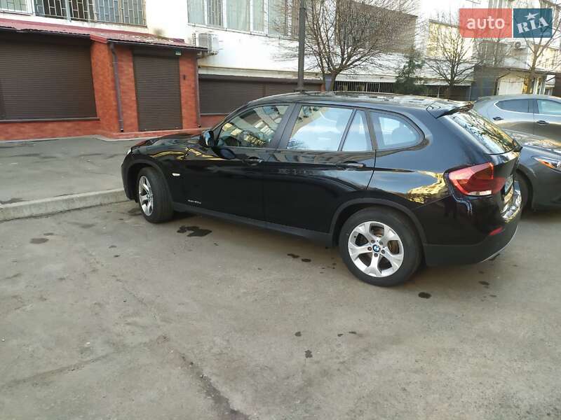 Внедорожник / Кроссовер BMW X1 2010 в Одессе