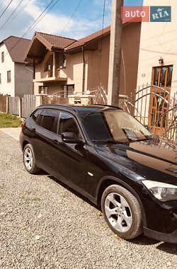 Внедорожник / Кроссовер BMW X1 2009 в Хусте