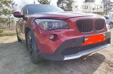 Позашляховик / Кросовер BMW X1 2010 в 