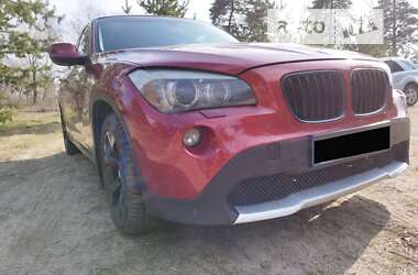 Позашляховик / Кросовер BMW X1 2010 в 