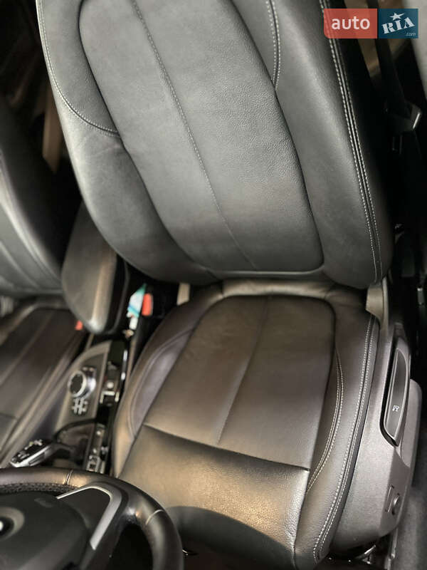 Позашляховик / Кросовер BMW X1 2018 в Чернівцях
