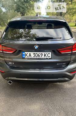 Внедорожник / Кроссовер BMW X1 2022 в Киеве