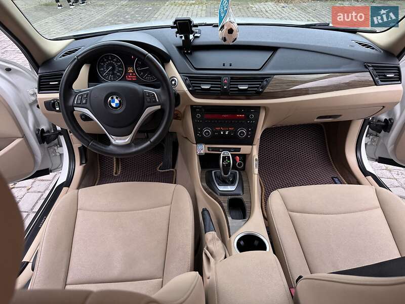 Позашляховик / Кросовер BMW X1 2013 в Іршаві